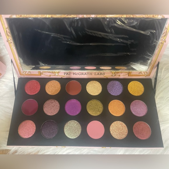 NEW Pat McGrath Celestial Divinity Eyeshadow Palette - Picture 7 of 8